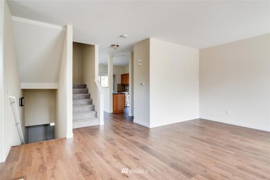 1918 S 240th St, Des Moines, WA 98198 - photo 2