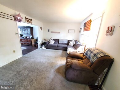 305 Sycamore Rd, Reading, PA 19611 - photo 6