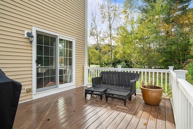 547 Mockingbird Ln, Dighton, MA 02715 - photo 6