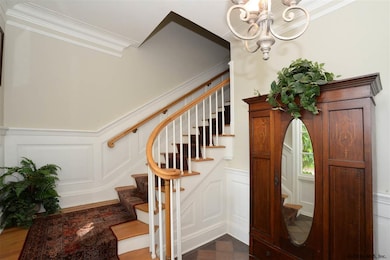 14 Talford Place, Saratoga Springs, NY 12866 - photo 2