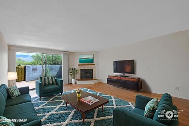 5_Living Room 0004 vs 5