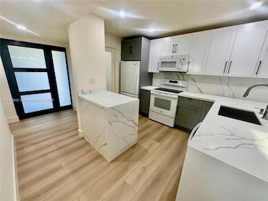 11279 NW 15th Ct unit 1, Pembroke Pines, FL 33026 - photo 3