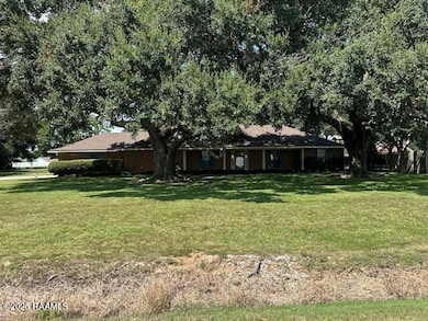 8714 Sidney Gautreaux Rd, Abbeville, LA 70510 - photo 3