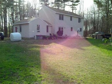 914 Barre Rd, New Braintree, MA 01531 - photo 2