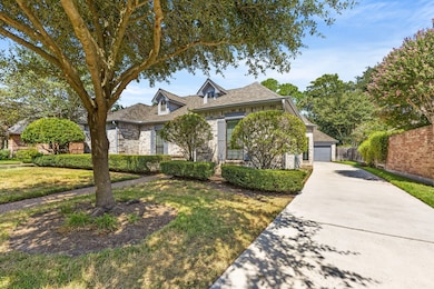 7619 Club Lake Dr, Houston, TX 77095 - photo 5