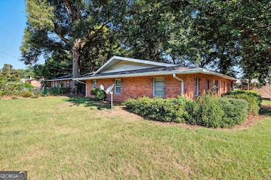 603 S Davis Dr, Warner Robins, GA 31088 - photo 2