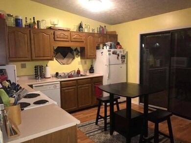 1052 E King St, Franklin, IN 46131 - photo 5