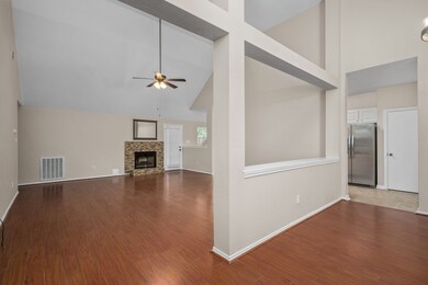 11111 Gatesden Dr, Tomball, TX 77377 - photo 5