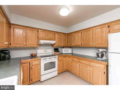 1241 Pine Ridge Dr, Perkiomenville, PA 18074 - photo 6