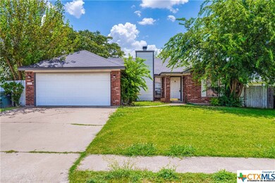 304 W Blancas Dr, Copperas Cove, TX 76522 - photo 2