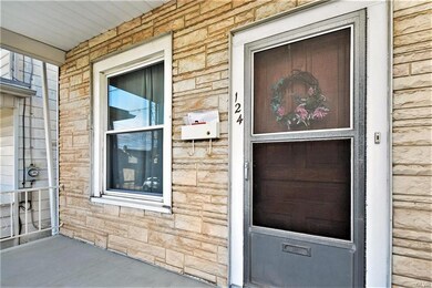 124 N 4th St, Lehighton, PA 18235 - photo 3