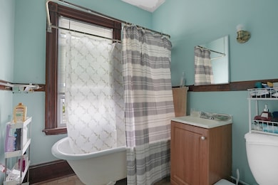 135-137 Query St, New Bedford, MA 02745 - photo 5