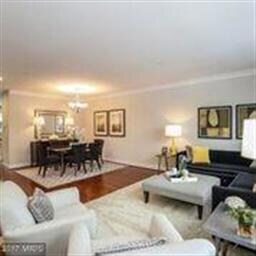 4370 High Oak Ln, Fairfax, VA 22030 - photo 5