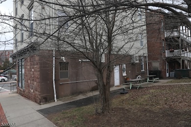 41 Glenridge Ave unit 2R, Montclair, NJ 07042 - photo 2