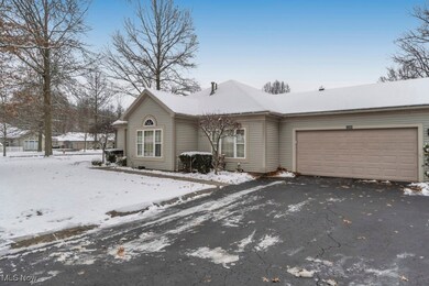 11 Hunters Woods Blvd unit D, Canfield, OH 44406 - photo 3