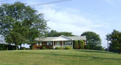 2500 Beryl Ave, Whitehall, PA 18052 - photo 2