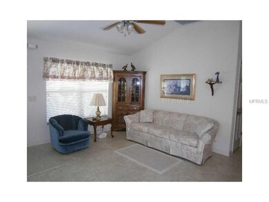 7233 SE 172nd Hazelwood Loop, The Villages, FL 32162 - photo 4