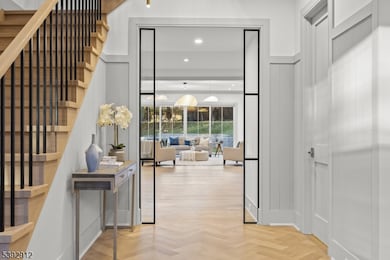 24 Seminole Way, Short Hills, NJ 07078 - photo 2