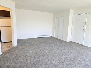 1041 Ridge St unit B 43, Phillipsburg, NJ 08865 - photo 4