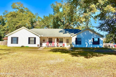 2207 15th Ave (A&B)
