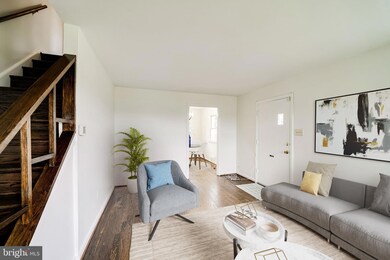 6936 University Dr, Alexandria, VA 22307 - photo 7