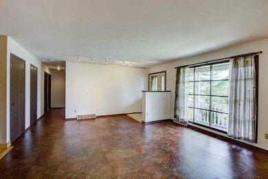 2689 McGaw Rd, Fitchburg, WI 53711 - photo 5