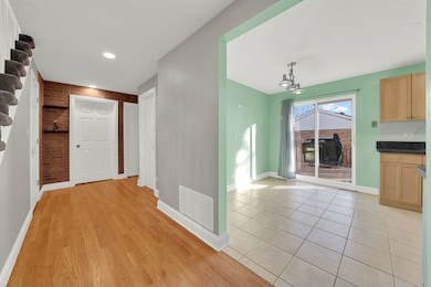 7435 W 74th St, Bridgeview, IL 60455 - photo 6