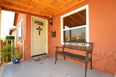 952 W Laurel St, Compton, CA 90220 - photo 3