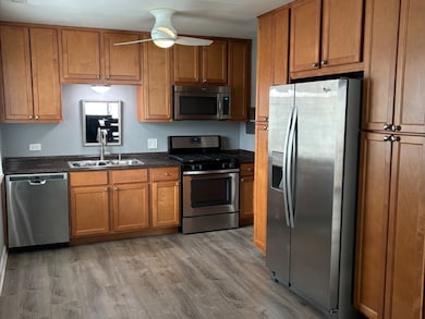 210 N Waterford Dr unit 210, Schaumburg, IL 60194 - photo 4