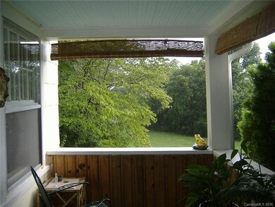 old timey covered front porch looking southward...