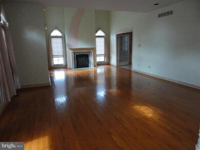 204 Summit Rd, Mount Laurel, NJ 08054 - photo 3