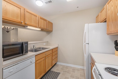 1255 Joyce Ln unit 1, Ann Arbor, MI 48103 - photo 6