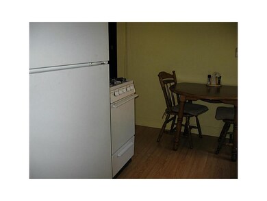 361 13th St SW, Cedar Rapids, IA 52404 - photo 6