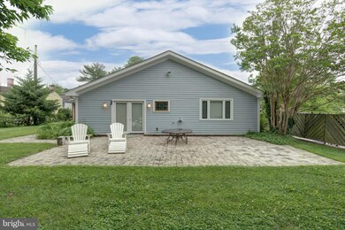 219 Calvert St, Chestertown, MD 21620 - photo 3