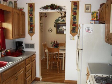 3237 Garfield Ave, Highland, IN 46322 - photo 4