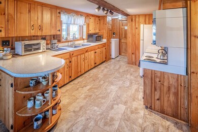 11 Roosevelt Ave, Dover, NH 03820 - photo 6