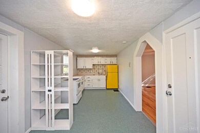 6210 Berauer Rd, Cincinnati, OH 45248 - photo 4