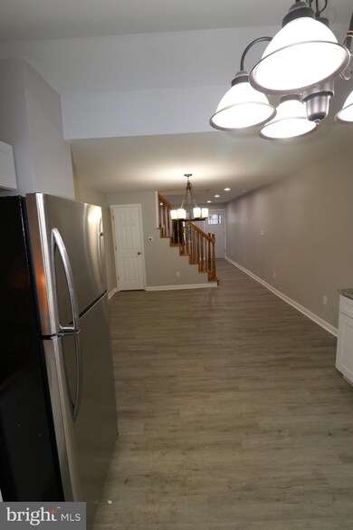 300 Morris St, Gloucester City, NJ 08030 - photo 4