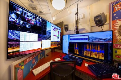 4447 Calhoun Ave, Sherman Oaks, CA 91423 - photo 5