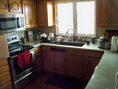 2401 Greentree Ln, Kokomo, IN 46902 - photo 2