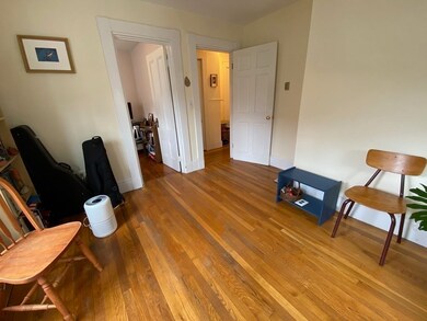 8 Roberts St unit 3R, Brookline, MA 02445 - photo 5