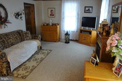 15846 Pennsylvania Ave, Greencastle, PA 17225 - photo 4