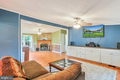 1091 Mitchem Ln, Hedgesville, WV 25427 - photo 4