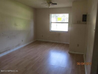 6037 Marsha Dr, Jacksonville, FL 32205 - photo 3