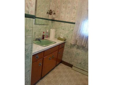 Full Bath.