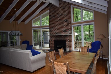 804 Whipple Tree Ct W, Hawley, PA 18428 - photo 7