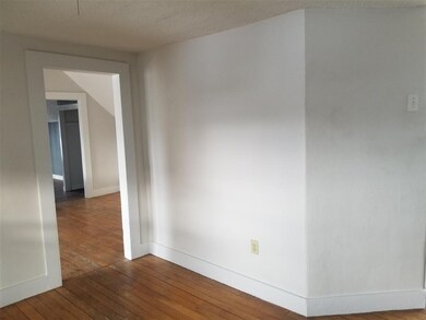 50 Walnut St, Claremont, NH 03743 - photo 5