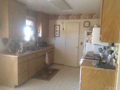 63510 Walpi Dr, Joshua Tree, CA 92252 - photo 2