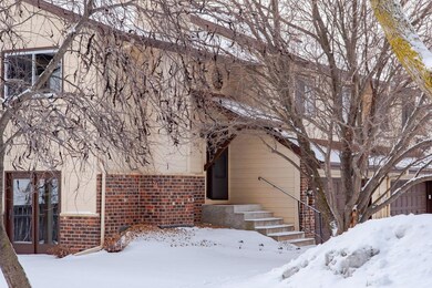 8356 Oakview Ct N Maple Grove-5-mls