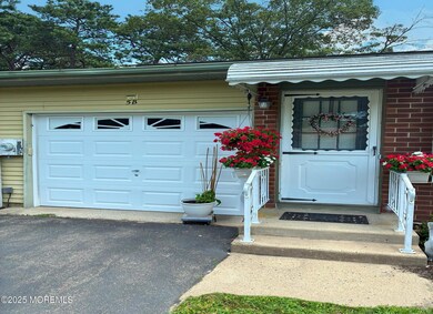 5 Graystone Place unit 62, Whiting, NJ 08759 - photo 2